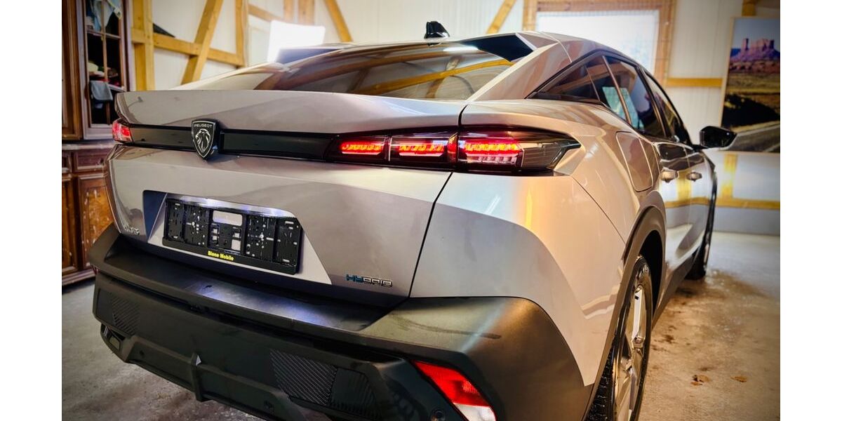 Peugeot 408 48.800 km 24.978 &euro; Westoverledingen 26810