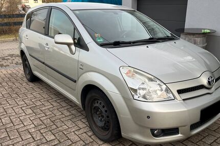 Toyota Corolla Verso 182.522 km 2.850 &euro; Mandelbachtal 66399