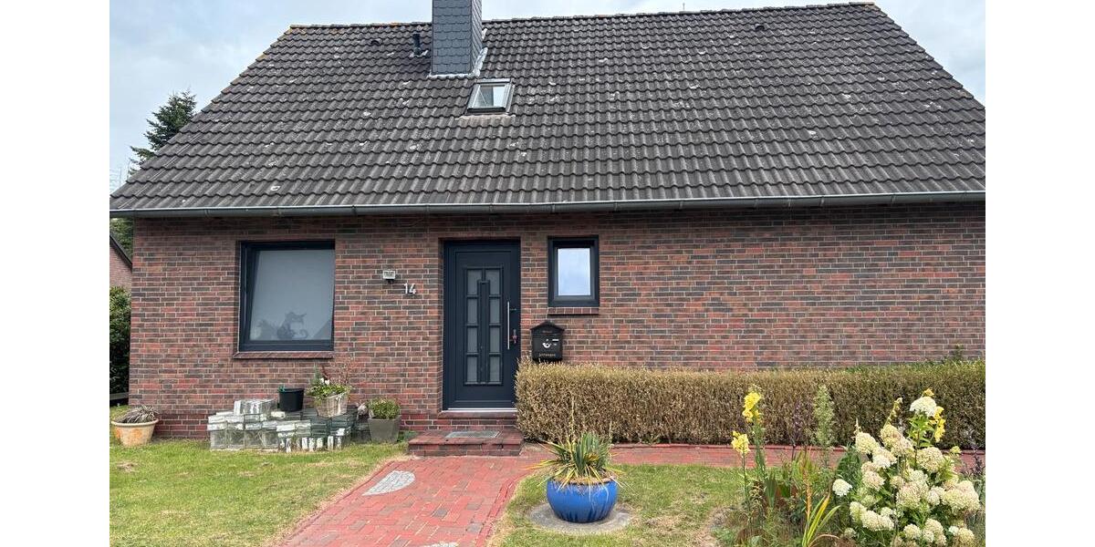 Einfamilienhaus Friedeburg - 6 Zimmer, 120 m&sup2;, 250.000&euro; | Angebot:27072401