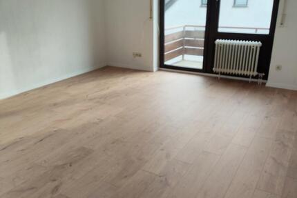 Wohnung Oettingen in Bayern - 4.5 Zimmer, 100 m&sup2;, 790&euro; | Angebot:27605192