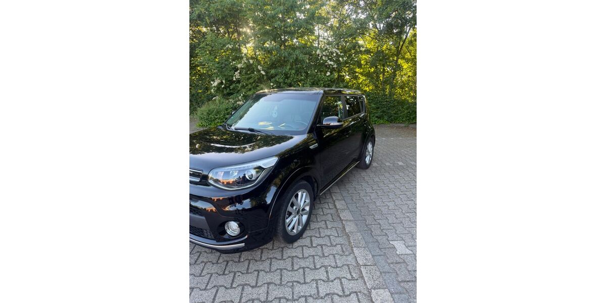 Kia Soul 64.000 km 14.000 &euro; Burscheid 51399
