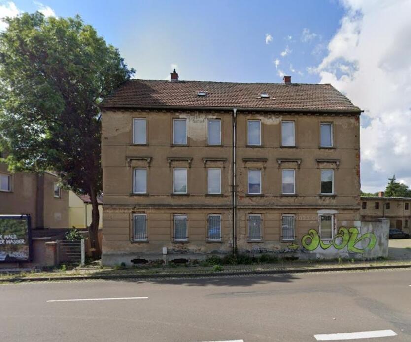 Mehrfamilienhaus in Altenburg zu verkaufen