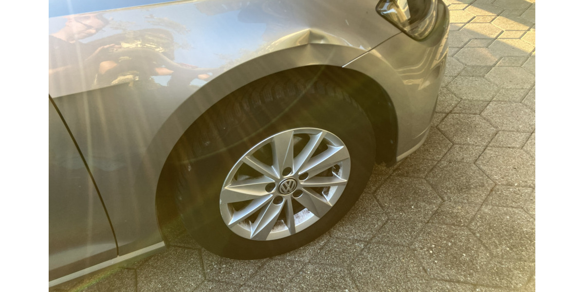 VW Golf 151.215 km 8.000 &euro; Billigheim 74842