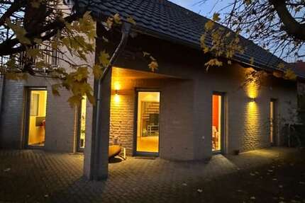 Haus zum Kaufen in Wolfsburg Hattorf 495.000 € 160 m² 5 zimmer