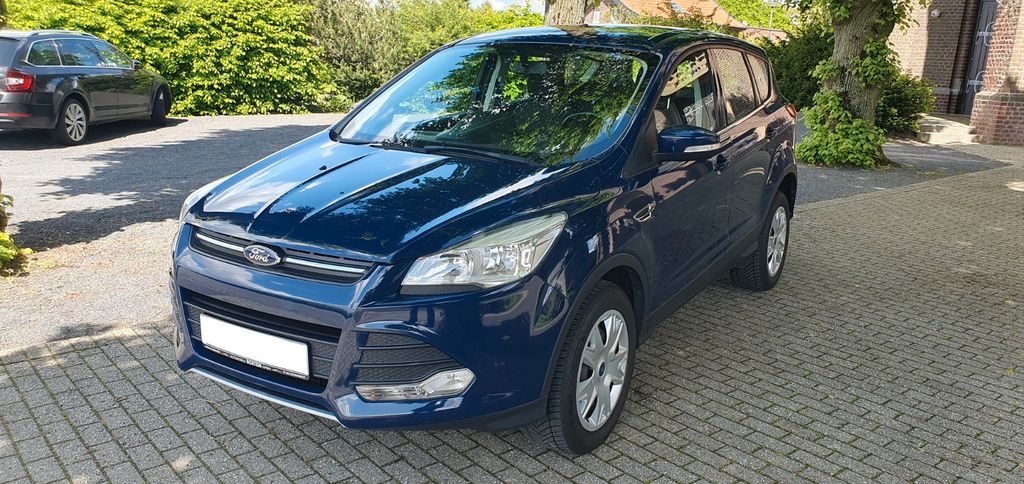 Ford Kuga 83.000 km 9.980 &euro; Nettetal 41334