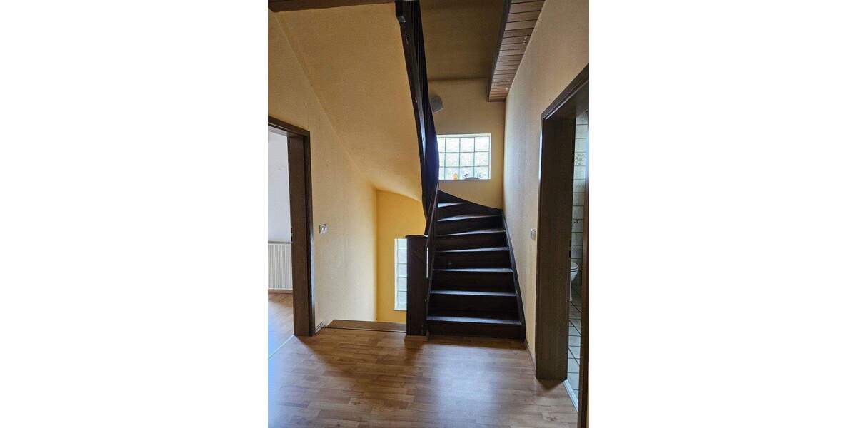 Mehrfamilienhaus, Wohnhaus Ludwigshafen Rheingönheim - 8 Zimmer, 206 m&sup2;, 550.000&euro; | Angebot:25717517