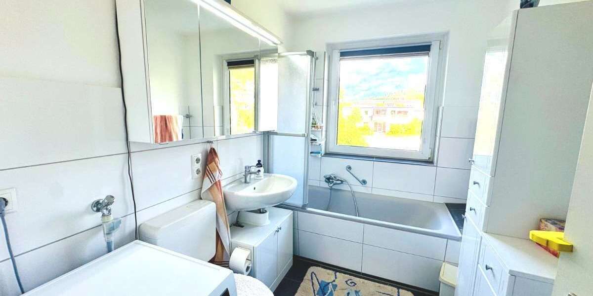 Etagenwohnung Meschede - 2 Zimmer, 80 m&sup2;, 125.000&euro; | Angebot:27104343