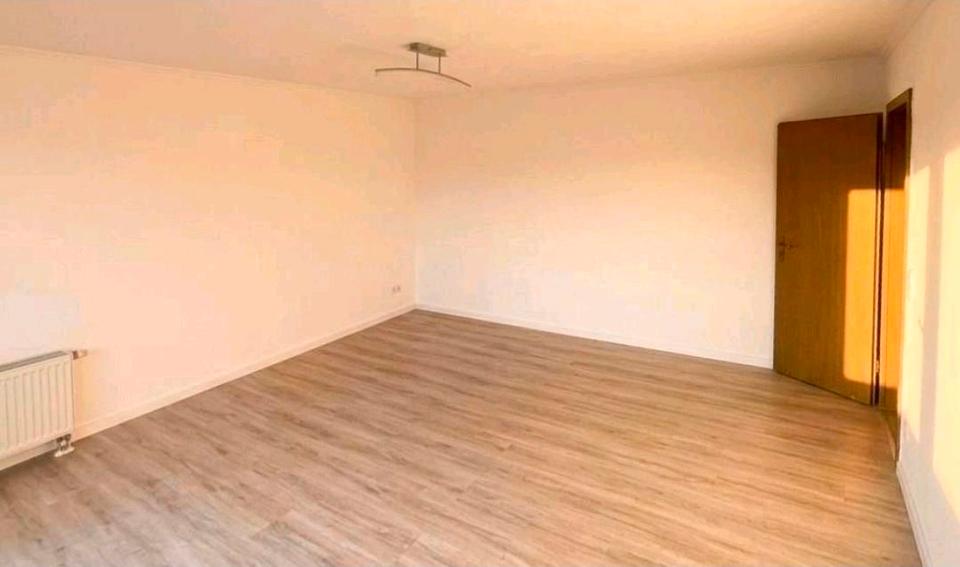 Dachgeschoßwohnung Bad Neuenahr-Ahrweiler Ahrweiler - 3 Zimmer, 80 m&sup2;, 860&euro; | Angebot:26645892