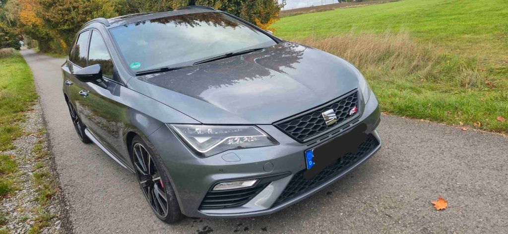 Seat Leon 96.500 km 22.500 € Brilon 59929