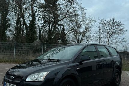 Ford Focus 218.000 km 2.250 &euro; Reilingen 68799