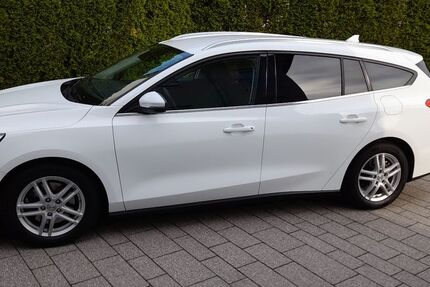 Ford Focus 78.000 km 10.999 &euro; Günzburg 89312