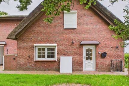 **Unter Reet mit 2 Wohnungen in bester Deichlage mit Blick in die Marsch** 4 zimmer