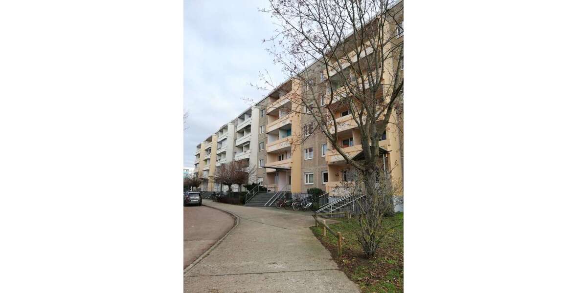 Etagenwohnung Dessau-Roßlau Roßlau - 4 Zimmer, 64 m&sup2;, 430&euro; | Angebot:25637461