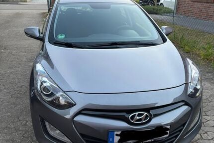 Hyundai i30 211.000 km 4.800 &euro; Duisburg 47226