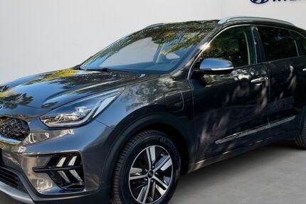 Kia Niro 107.000 km 15.490 &euro; München 81825