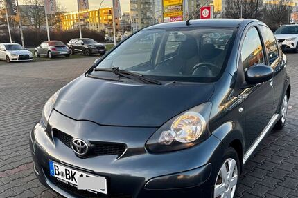 Toyota Aygo (X) 90.600 km 3.500 &euro; Berlin 10409