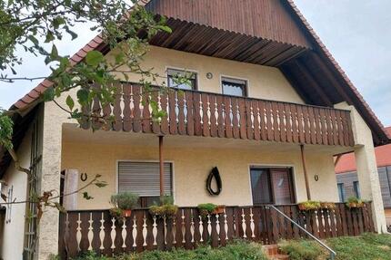 Haus Burgoberbach - 6 Zimmer, 175 m&sup2;, 290.000&euro; | Angebot:27115587
