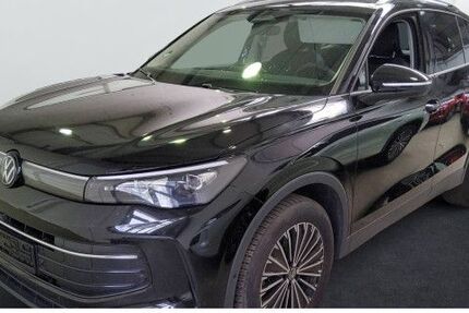 VW Tiguan 25.242 km 30.840 &euro; Berlin 12105