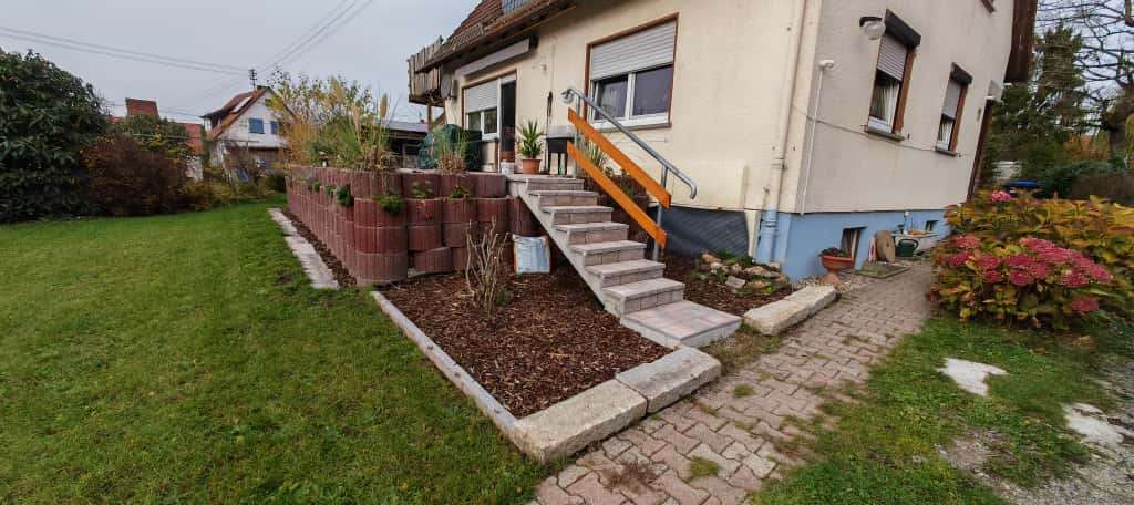 Einfamilienhaus Mainhardt - 8 Zimmer, 210 m&sup2;, 378.000&euro; | Angebot:24864290