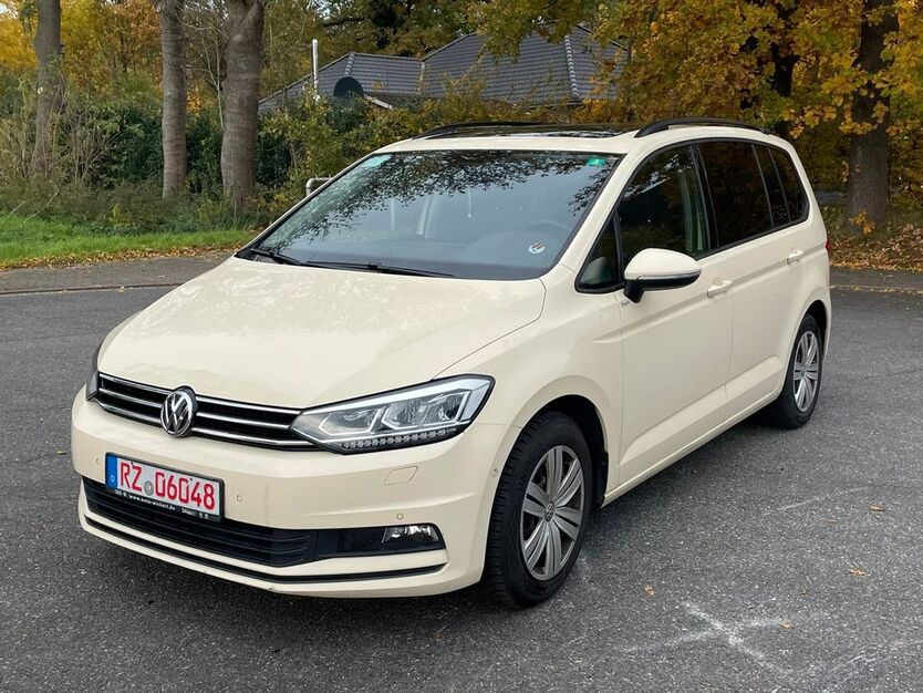VW Touran 436.000 km 4.900 € Kastorf 23847