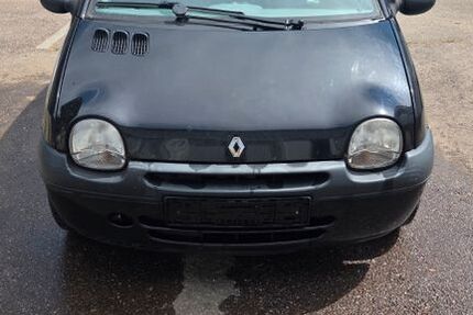 Renault Twingo 141.305 km 1.750 &euro; Kempten 87437