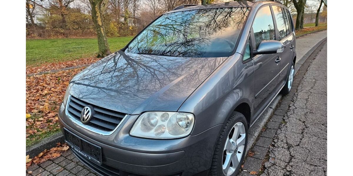 VW Touran 226.000 km 3.700 &euro; Hagen 58119