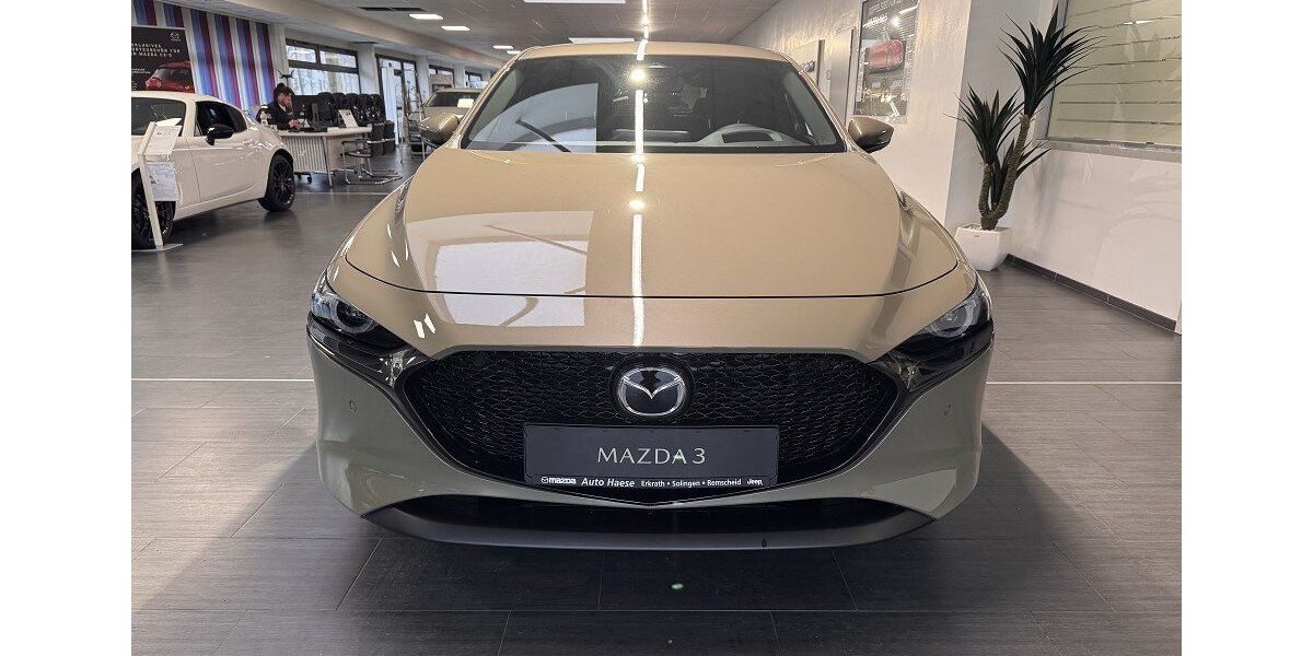 Mazda 3 7.538 km 24.990 &euro; Remscheid 42855