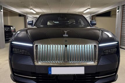 Rolls Royce Spectre 4.022 km 349.000 € Berlin 10785