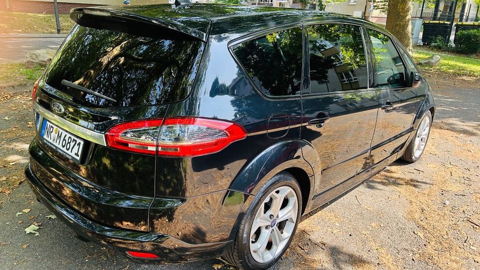 Ford S-Max 298.000 km 6.900 € Frankfurt 60431