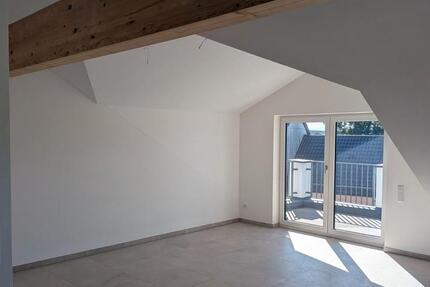 Haus Jesenwang - 3.5 Zimmer, 133 m&sup2;, 1.990&euro; | Angebot:27595585