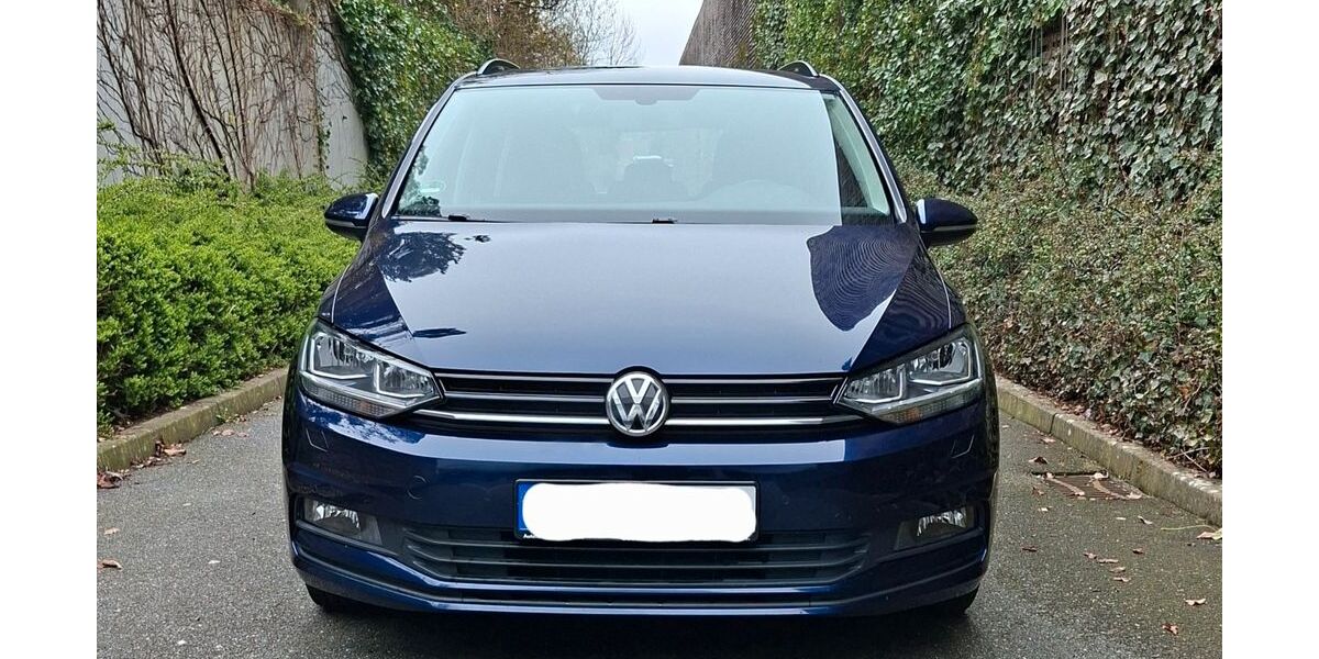 VW Touran 60.400 km 17.500 &euro; Kiel 24148