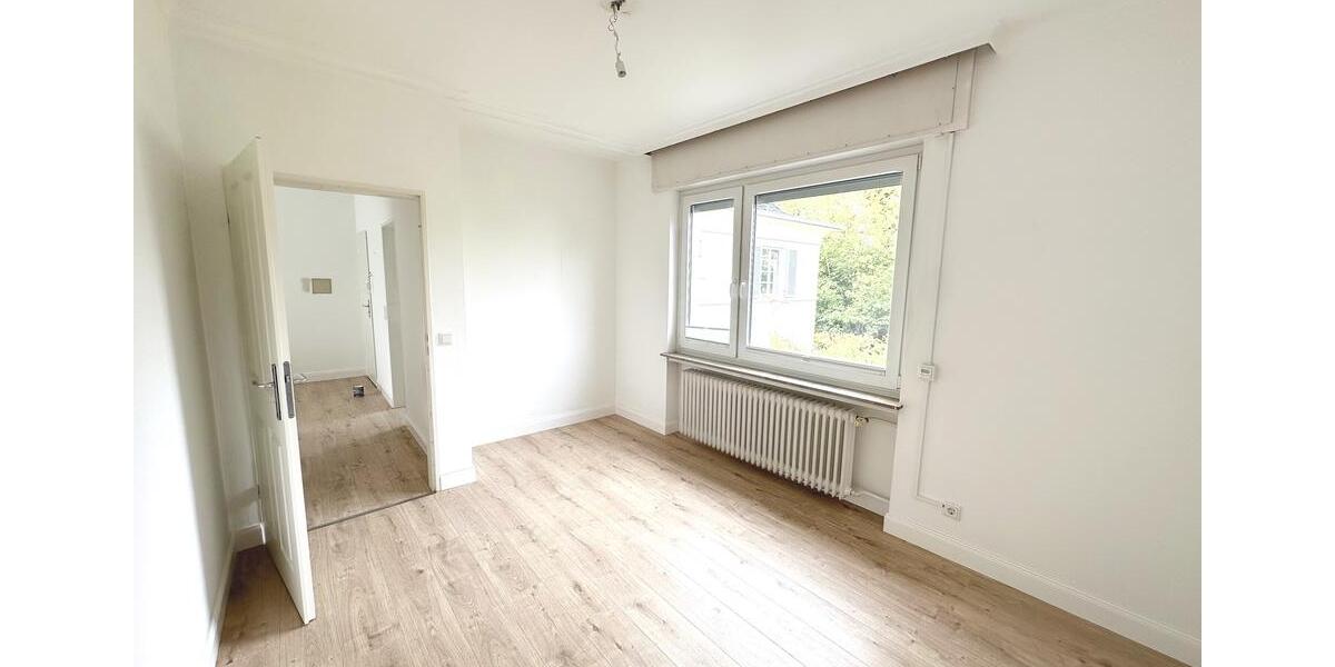 Doppelhaushälfte Bad Homburg vor der Höhe Gonzenheim - 3.5 Zimmer, 150 m&sup2;, 2.600&euro; | Angebot:26144498