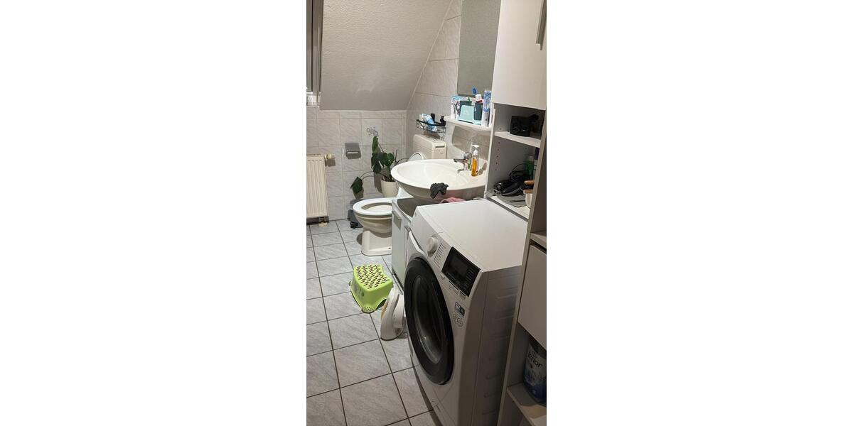 Dachgeschoßwohnung Waxweiler - 4 Zimmer, 115 m&sup2;, 700&euro; | Angebot:26653128