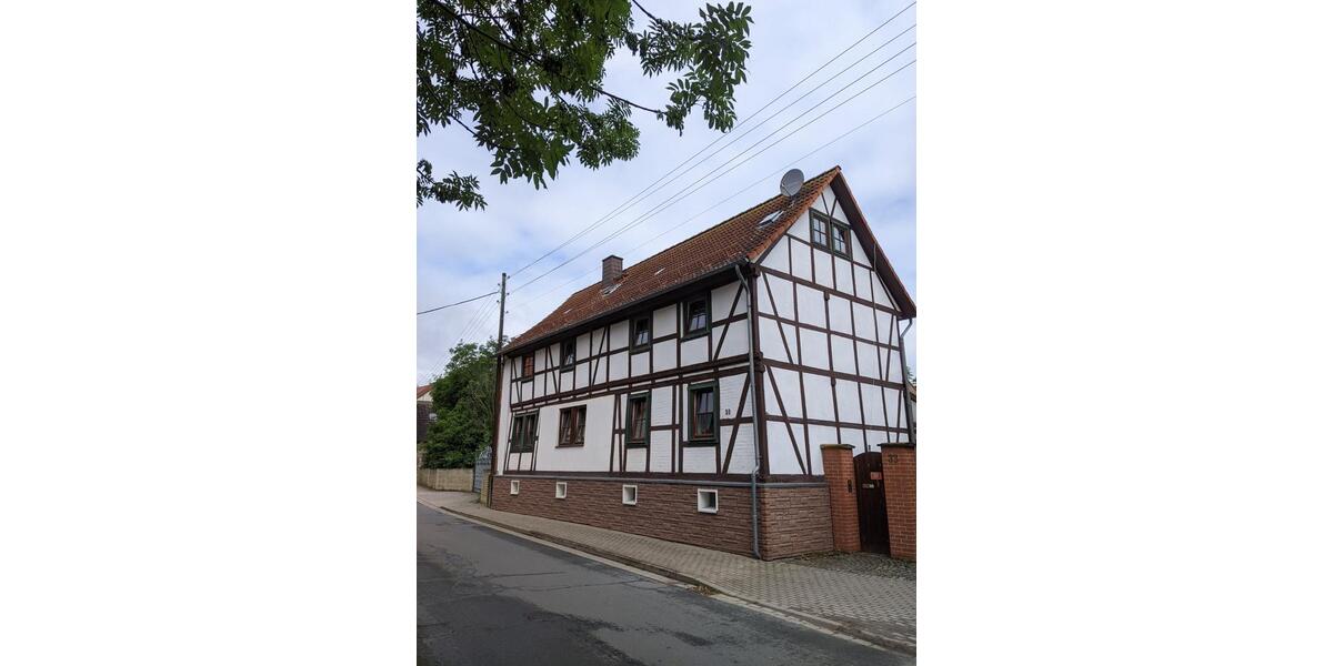 Charmantes Fachwerkhaus mit Nebengelass auf großem Grundstück 4 zimmer