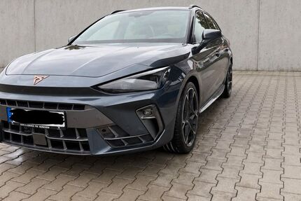 Cupra Leon 23.600 km 32.900 &euro; Agelsberg 85084
