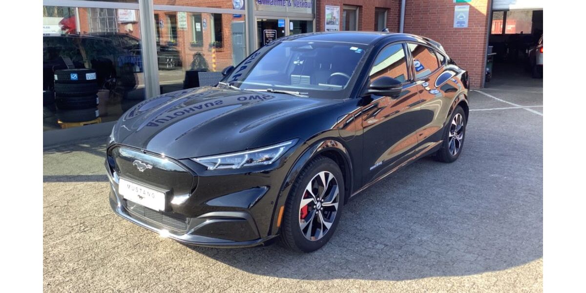 Ford Mustang Mach-E 31.000 km 39.990 &euro; Owschlag 24811