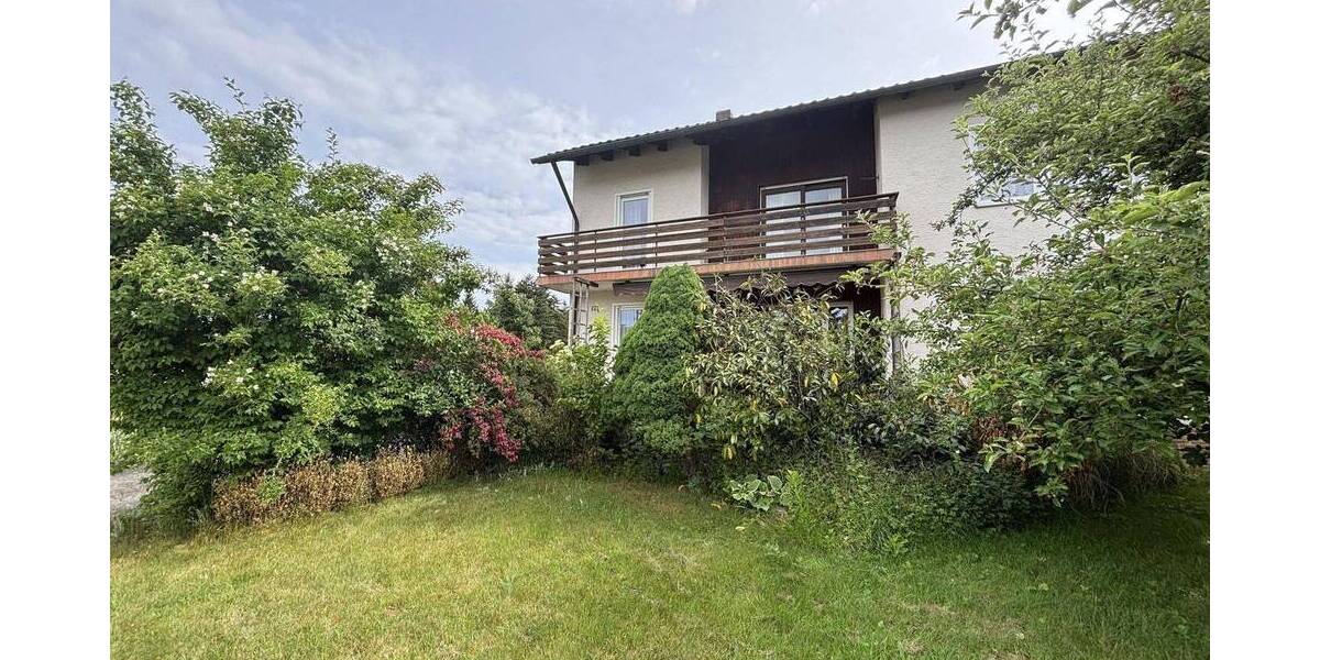 Mehrfamilienhaus, Wohnhaus Pfreimd - 7 Zimmer, 200 m&sup2;, 398.000&euro; | Angebot:25731600