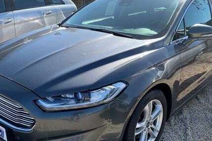 Ford Mondeo 104.225 km 17.900 &euro; Issum-Sevelen (Ortsteil: Oermten) 47661
