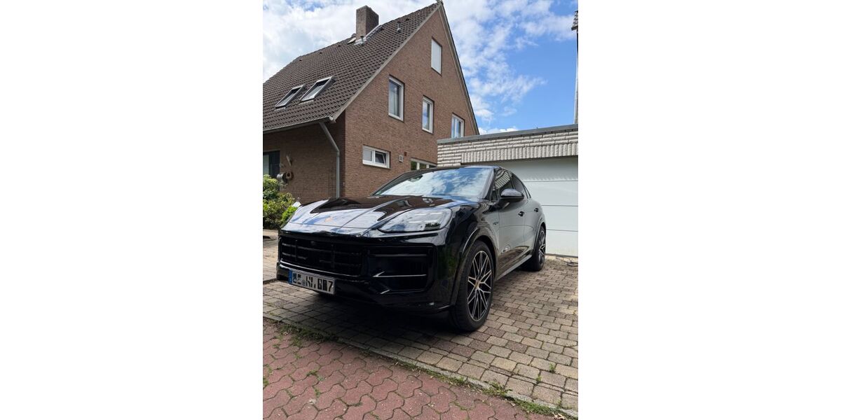 Porsche Cayenne 17.000 km 120.100 &euro; Münster 48163