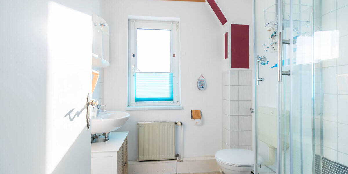 Einfamilienhaus Wiek - 8 Zimmer, 238 m&sup2;, 297.000&euro; | Angebot:26043107