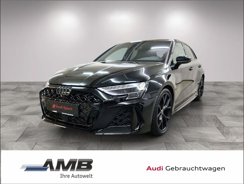 Audi RS3 3.000 km 73.980 € Borna 04552