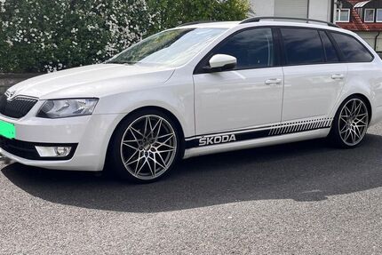 Skoda Octavia 106.000 km 11.800 &euro; Sommerhausen 97286