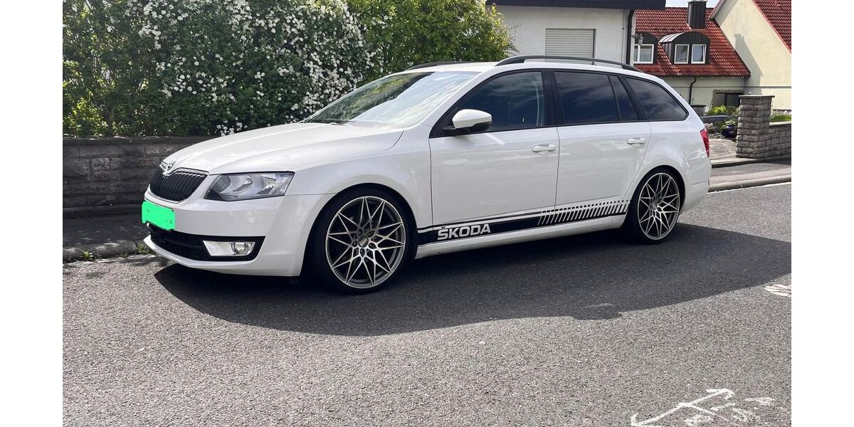 Skoda Octavia 106.000 km 11.800 &euro; Sommerhausen 97286