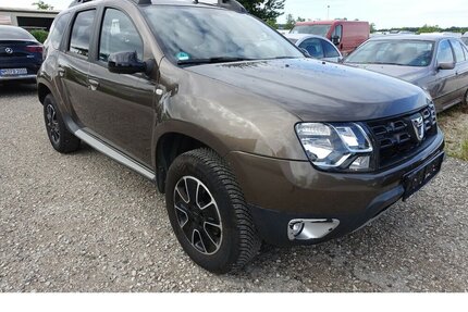 Dacia Duster Black Shadow 4x2 Navi Kamera Sitzheizung