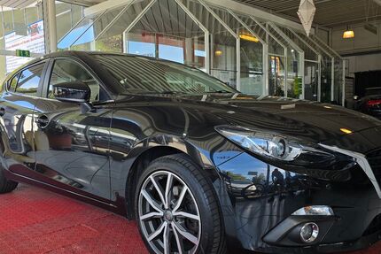 Mazda 3 111.000 km 14.100 € Lahnstein 56112