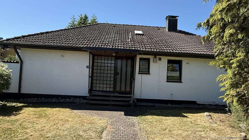 Einfamilienhaus Höchstadt an der Aisch - 7 Zimmer, 149 m&sup2;, 489.000&euro; | Angebot:26749321
