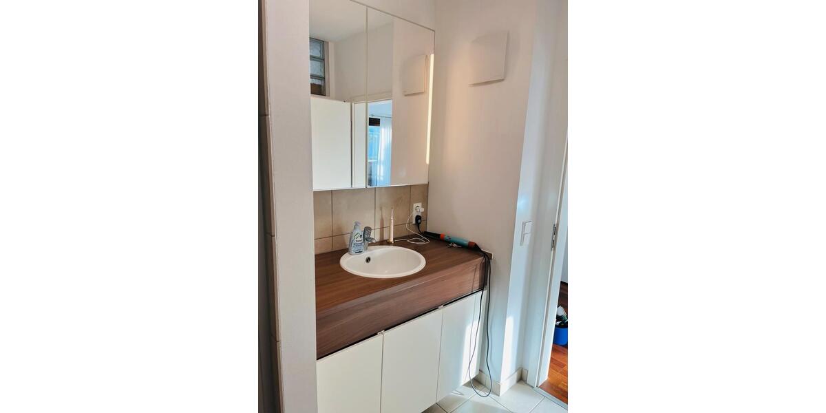 Dachgeschoßwohnung Düsseldorf Stadtbezirk 8 - 2 Zimmer, 56 m&sup2;, 1.300&euro; | Angebot:25392994