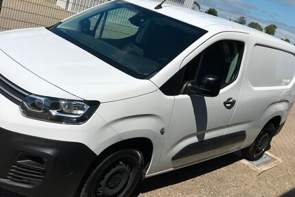 Citroen Berlingo 30.000 km 17.589 &euro; Broderstorf / Rostock 18184