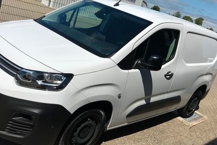 Citroen Berlingo 30.000 km 17.789 &euro; Broderstorf / Rostock 18184