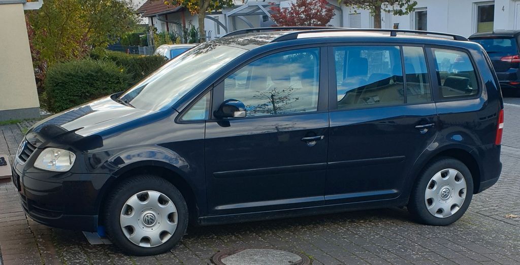 VW Touran 218.253 km 1.500 € Weilburg 35781